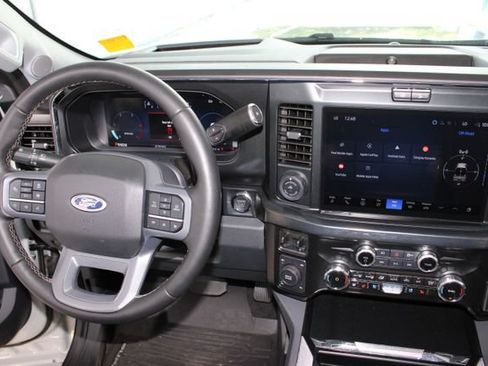 Used 2025 Ford F250 Lariat w/ Lariat Ultimate Package AWD/4WD image 21