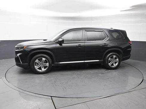 Certified 2024 Honda Pilot EX-L image 2