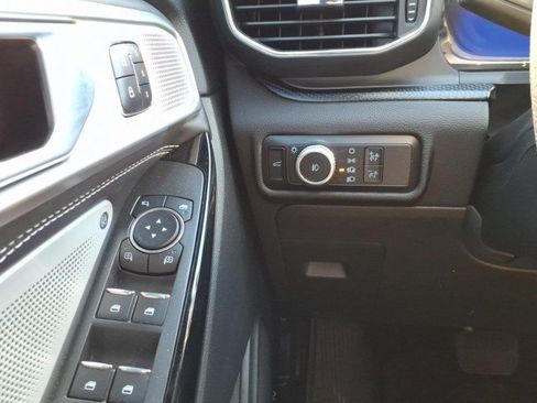 Used 2023 Ford Explorer ST w/ Equipment Group 401A AWD/4WD image 5