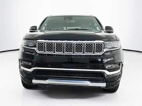Used 2023 Jeep Grand Wagoneer Series II AWD/4WD image 2