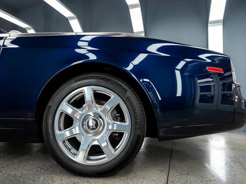 Used 2010 Rolls-Royce Phantom Drophead Coupe RWD image 49