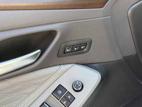 Used 2019 Toyota Avalon Limited w/ Advanced Safety Package FWD image 13