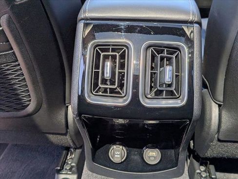 Used 2023 Kia Sorento SX AWD/4WD image 18
