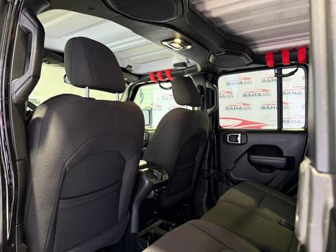 Used 2023 Jeep Gladiator Willys image 44