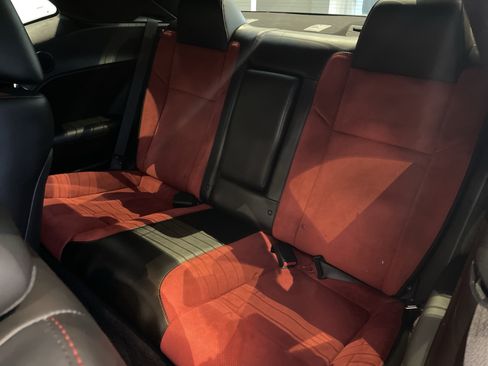 Used 2021 Dodge Challenger R/T Scat Pack RWD image 37