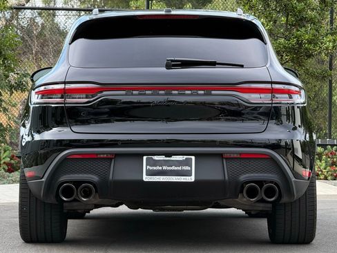 Certified 2024 Porsche Macan S image 6