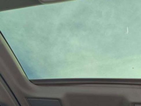 Used 2022 Audi A8 L 3.0T image 11