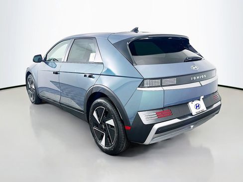 New 2026 Hyundai Ioniq 5 SEL image 7