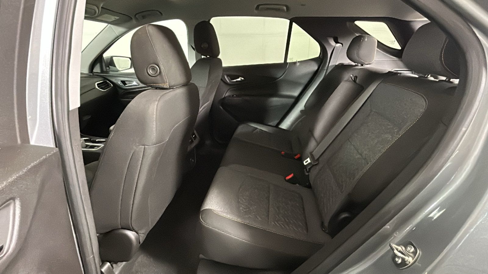 Used 2024 Chevrolet Equinox LT w/ LPO, Floor Liner Package AWD/4WD image 31