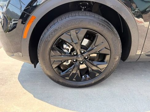 Certified 2025 Kia Sportage X-Line w/ Premium Package AWD/4WD image 9