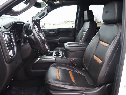 Used 2021 GMC Sierra 1500 AT4 w/ AT4 Premium Package image 6