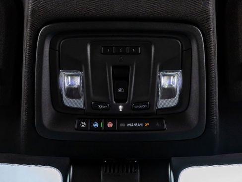 Used 2023 Chevrolet Silverado 1500 ZR2 w/ Technology Package image 28