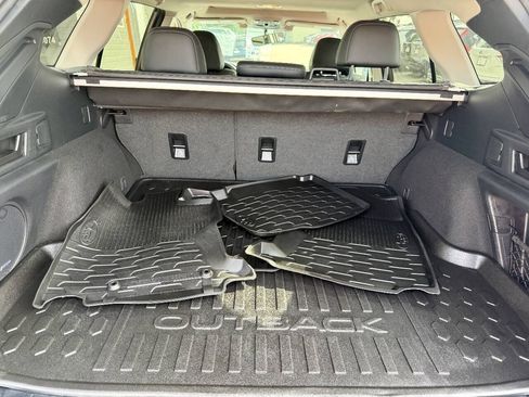 Used 2022 Subaru Outback Limited AWD/4WD image 19