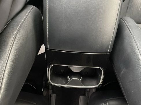 Certified 2022 Kia Telluride EX w/ EX Premium Package image 10