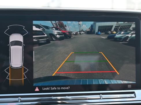 Used 2024 Volkswagen Atlas SEL image 25