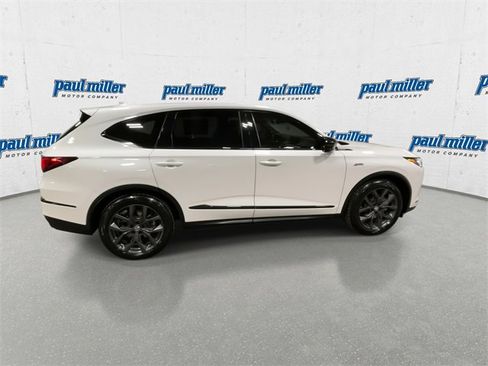 Used 2022 Acura MDX A-Spec image 12