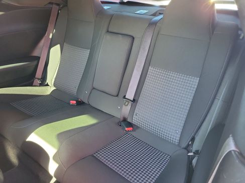 Used 2022 Dodge Challenger R/T image 6