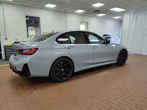 Used 2026 BMW 330i Sedan w/ M Sport Package RWD image 8