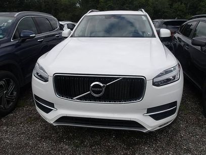 Used 2019 Volvo XC90 T5 Momentum