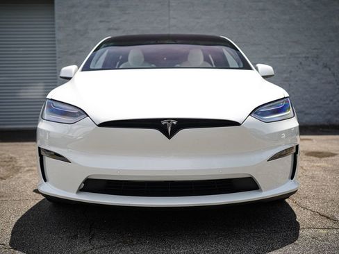 Used 2022 Tesla Model X Plaid AWD/4WD image 5