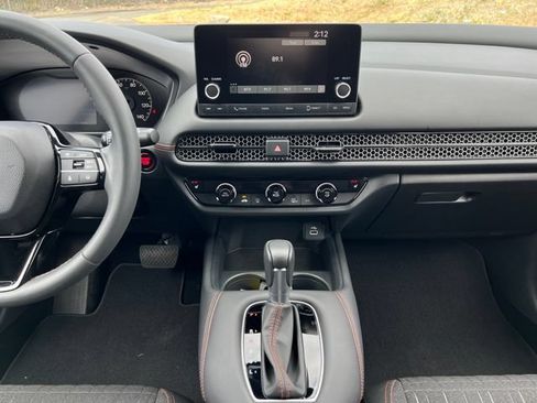 Used 2025 Honda HR-V Sport image 19