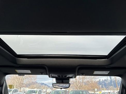 Certified 2024 Chevrolet Silverado 3500 High Country w/ High Country Premium Package image 15