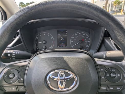 Used 2023 Toyota Corolla LE image 30