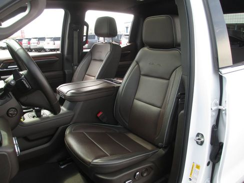 Used 2023 GMC Sierra 1500 Denali w/ Denali Reserve Package image 24