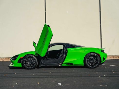 Used 2025 McLaren 750S Spider image 5