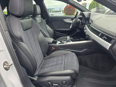Used 2023 Audi A4 2.0T Premium Plus w/ Premium Plus Package AWD/4WD image 27