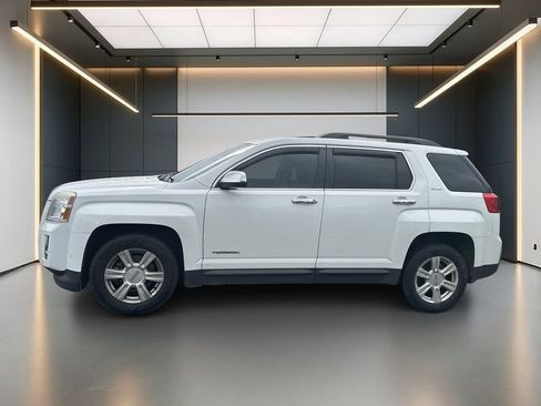Used 2015 GMC Terrain SLE AWD/4WD image 2
