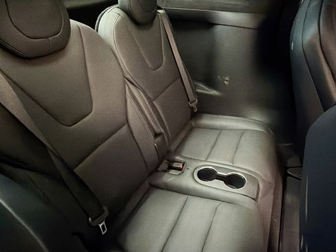 Used 2022 Tesla Model X Plaid image 14