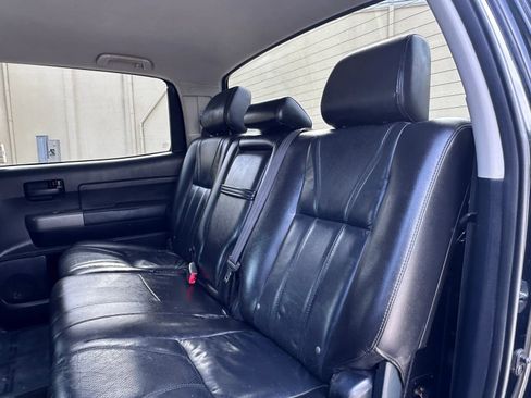Used 2013 Toyota Tundra 2WD CrewMax w/ SR5 Pkg image 9