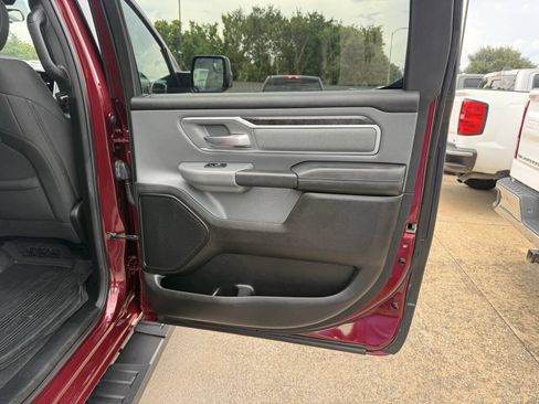 Used 2023 RAM 1500 Big Horn AWD/4WD image 16