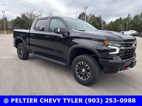 Used 2022 Chevrolet Silverado 1500 ZR2 w/ Technology Package image 1