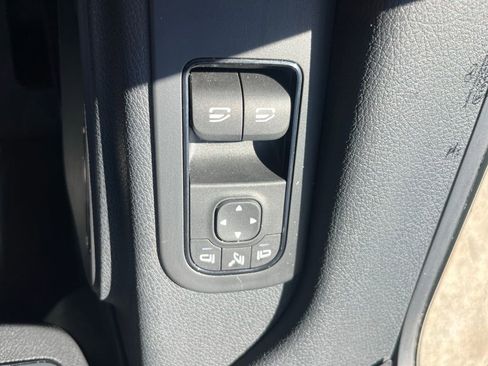 Used 2025 Mercedes-Benz Sprinter 2500 image 26