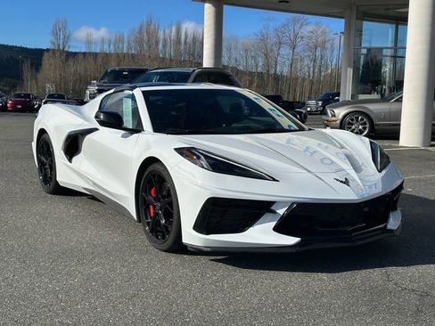 Used 2020 Chevrolet Corvette Stingray Premium Cpe w/ 3LT Preferred Equipment Group image 8