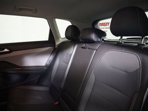 Used 2024 Volkswagen Taos SE image 53