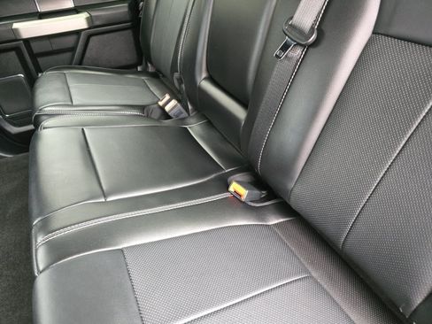 Used 2019 Ford F150 Lariat w/ Equipment Group 502A Luxury RWD image 11