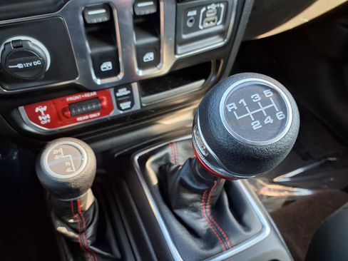 Used 2021 Jeep Wrangler Rubicon image 8