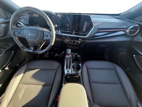 Used 2024 Chevrolet Trax RS w/ Driver Confidence Package image 27