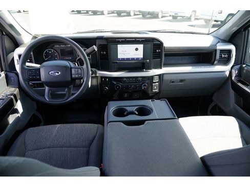 Used 2024 Ford F250 XL image 25