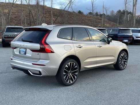 New 2026 Volvo XC60 B5 Ultra w/ Protection Package Premier image 28