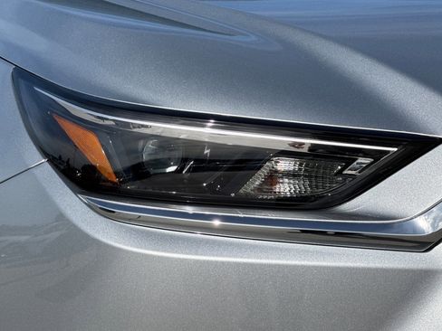 New 2026 Toyota Grand Highlander LE image 9