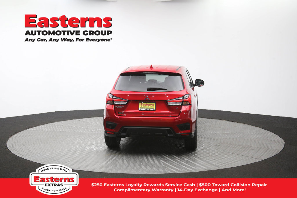Used 2025 Mitsubishi Outlander Sport SE AWD/4WD image 39