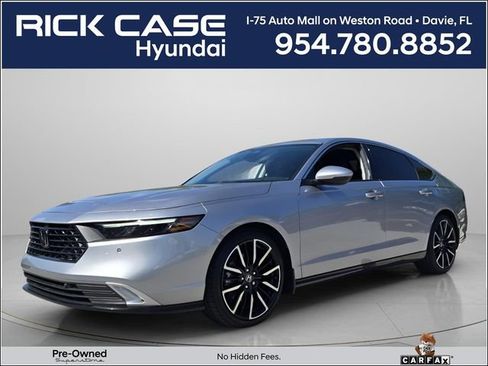 Used 2023 Honda Accord Touring image 1