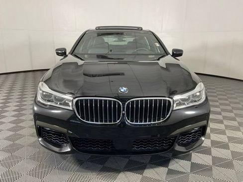Used 2016 BMW 750i xDrive AWD/4WD image 2