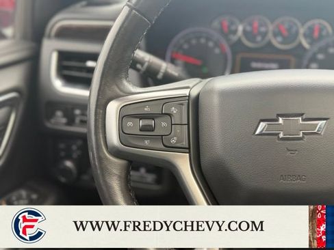 Used 2021 Chevrolet Tahoe Z71 w/ Z71 Signature Package AWD/4WD image 14