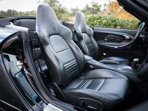 Used 2004 Porsche 911 Carrera 4S image 23