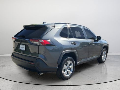 Used 2019 Toyota RAV4 XLE image 6
